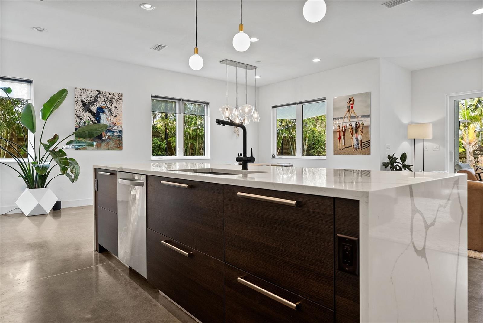 RIDGEWOOD - Residential