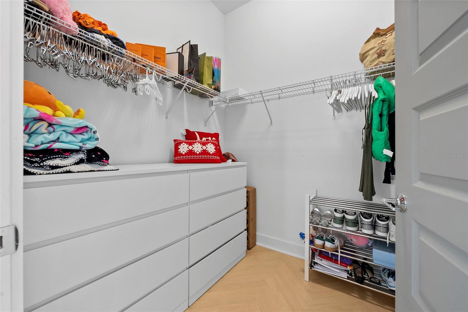 RIDGEWOOD - Residential