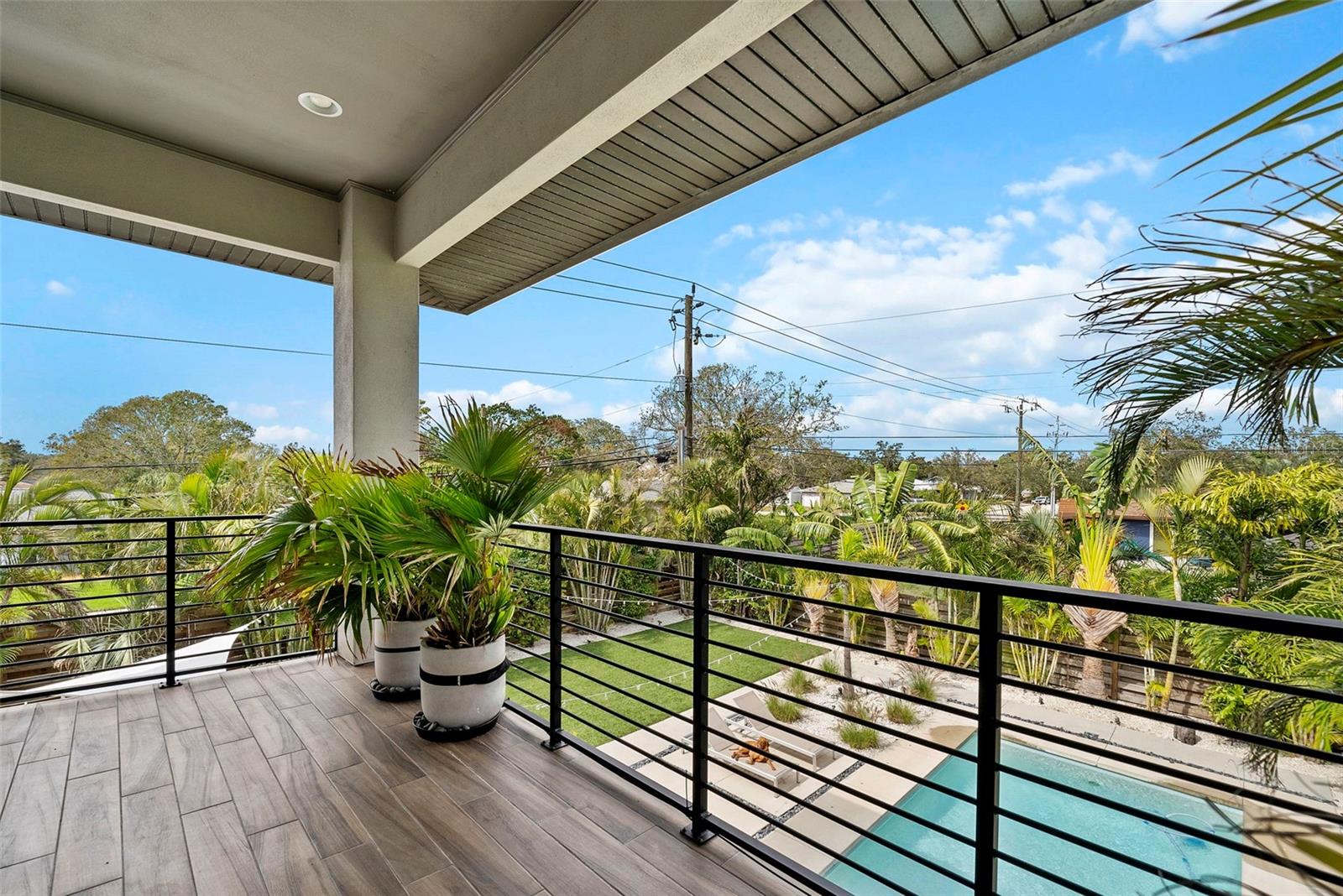 RIDGEWOOD - Residential