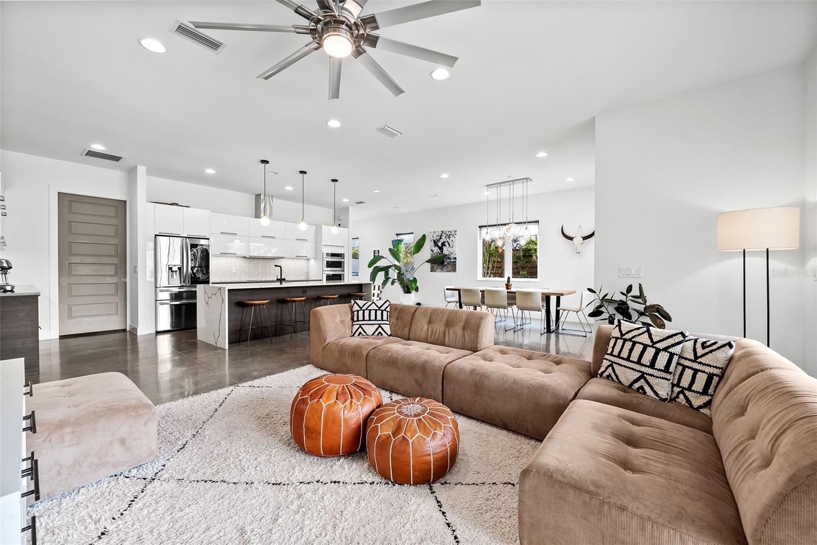 RIDGEWOOD - Residential