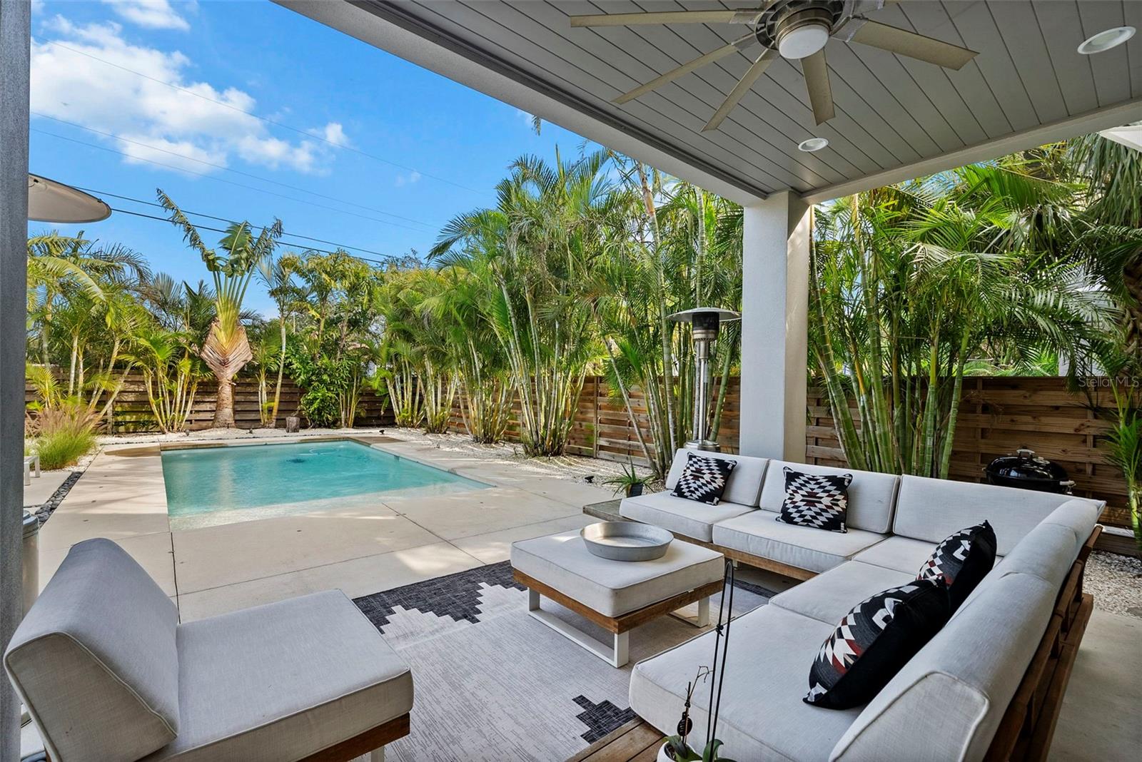 RIDGEWOOD - Residential