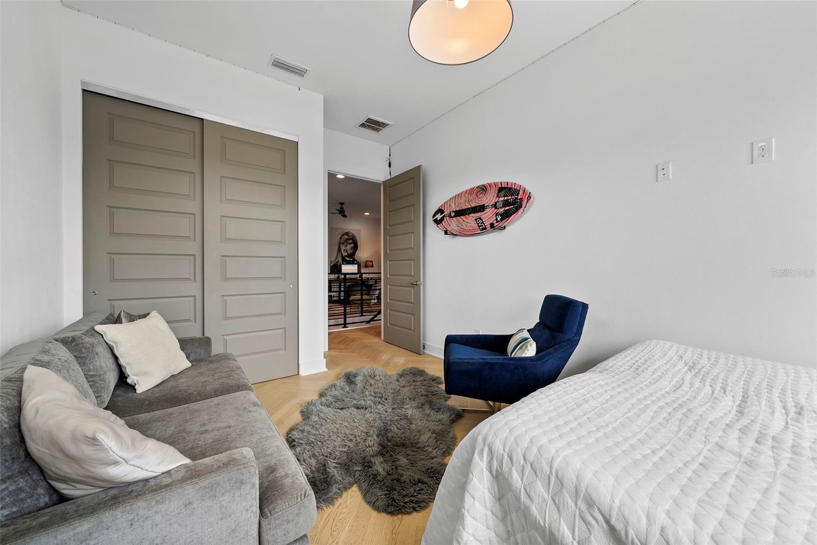 RIDGEWOOD - Residential