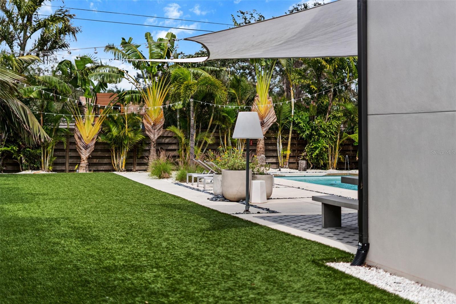 RIDGEWOOD - Residential