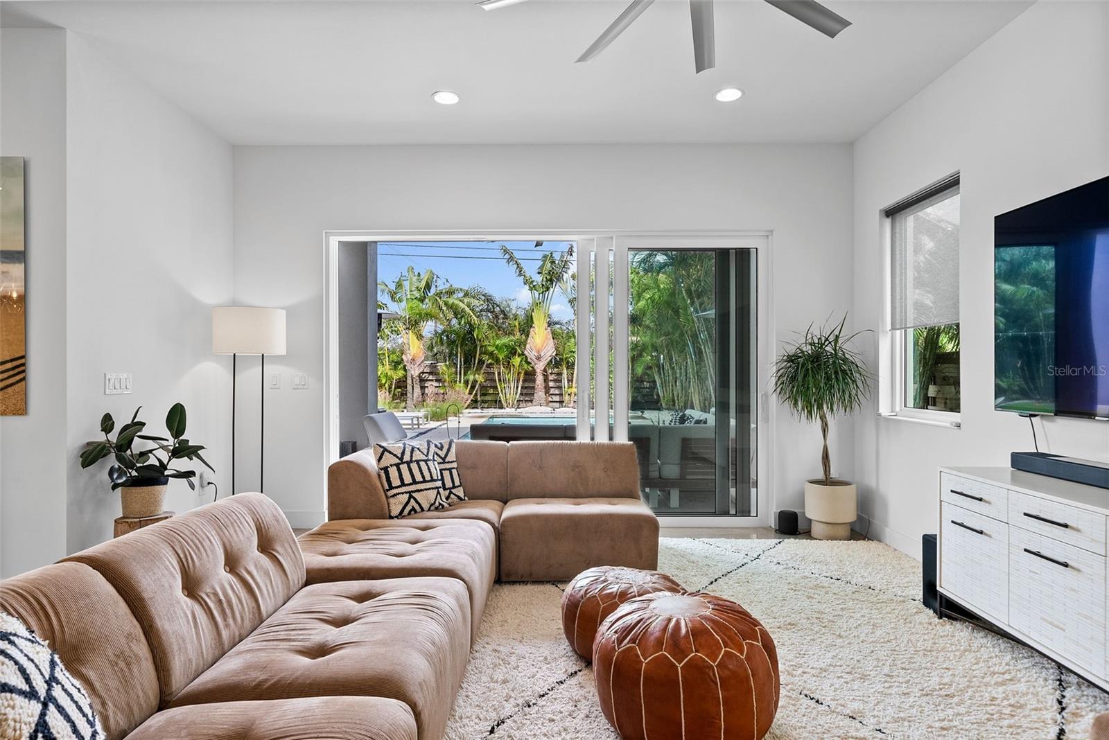 RIDGEWOOD - Residential