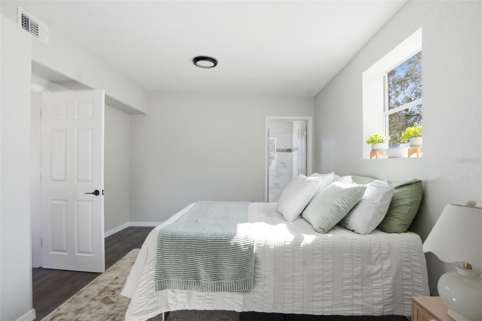 LAKEWOOD - Residential