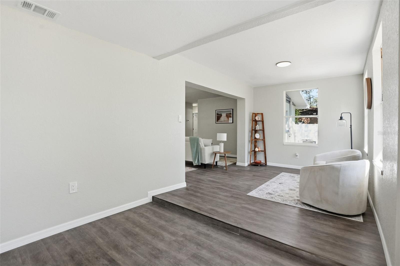 LAKEWOOD - Residential