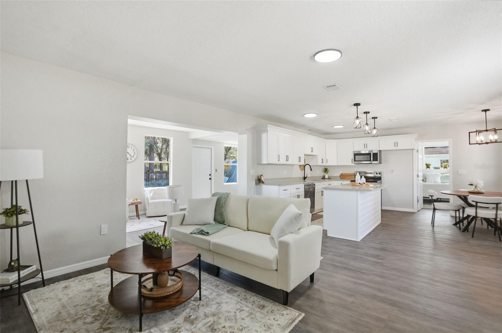 LAKEWOOD - Residential