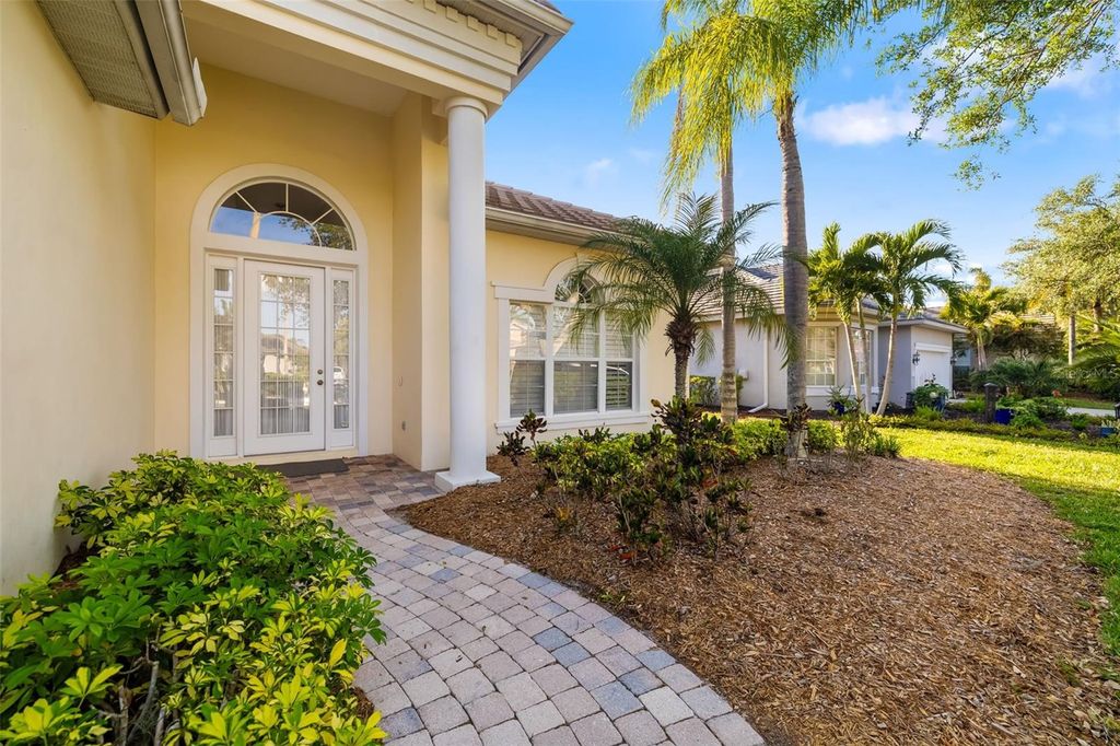 Photo of 7016 Lennox Place, University Park, FL 34201 (MLS # A4647545)