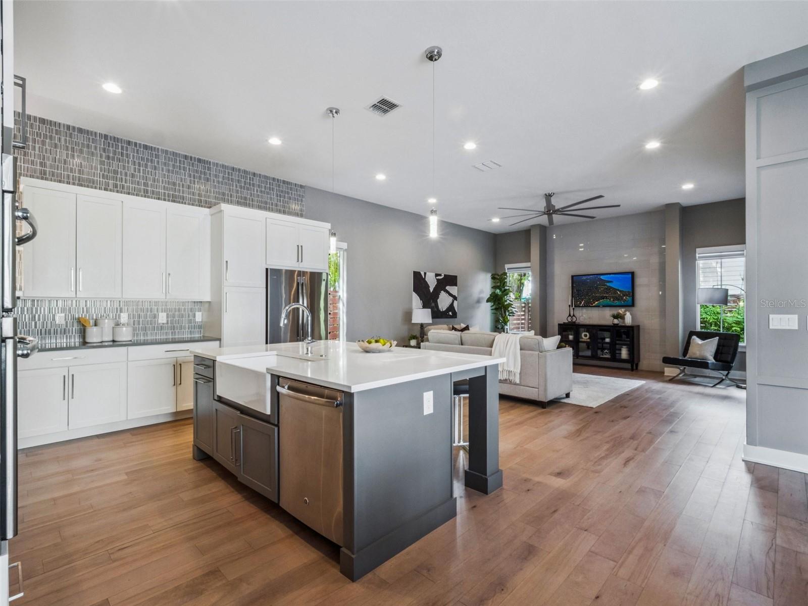 ORANGEDALE PARK - Residential