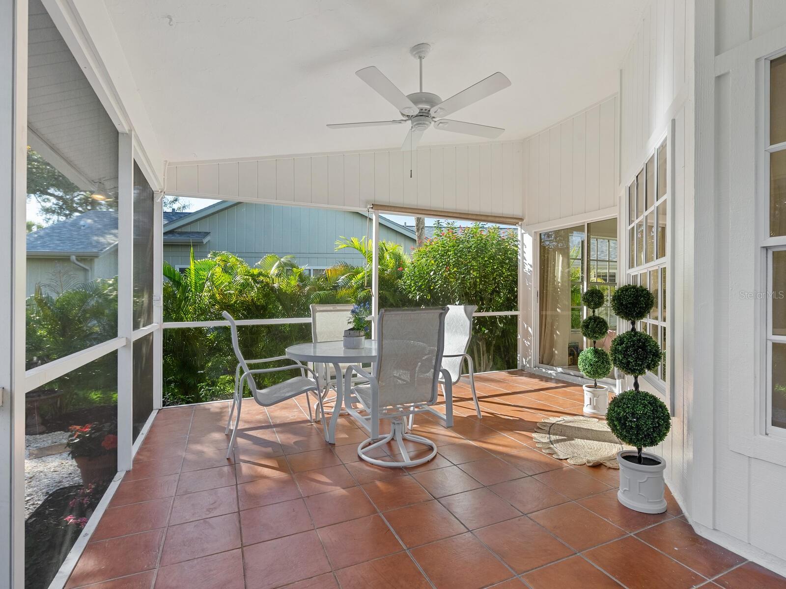 LAKES ESTATES - TIMBERLAKES - Residential