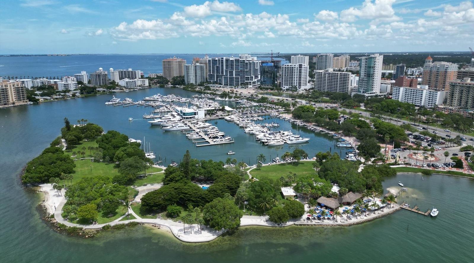 LAKES ESTATES - TIMBERLAKES - Residential