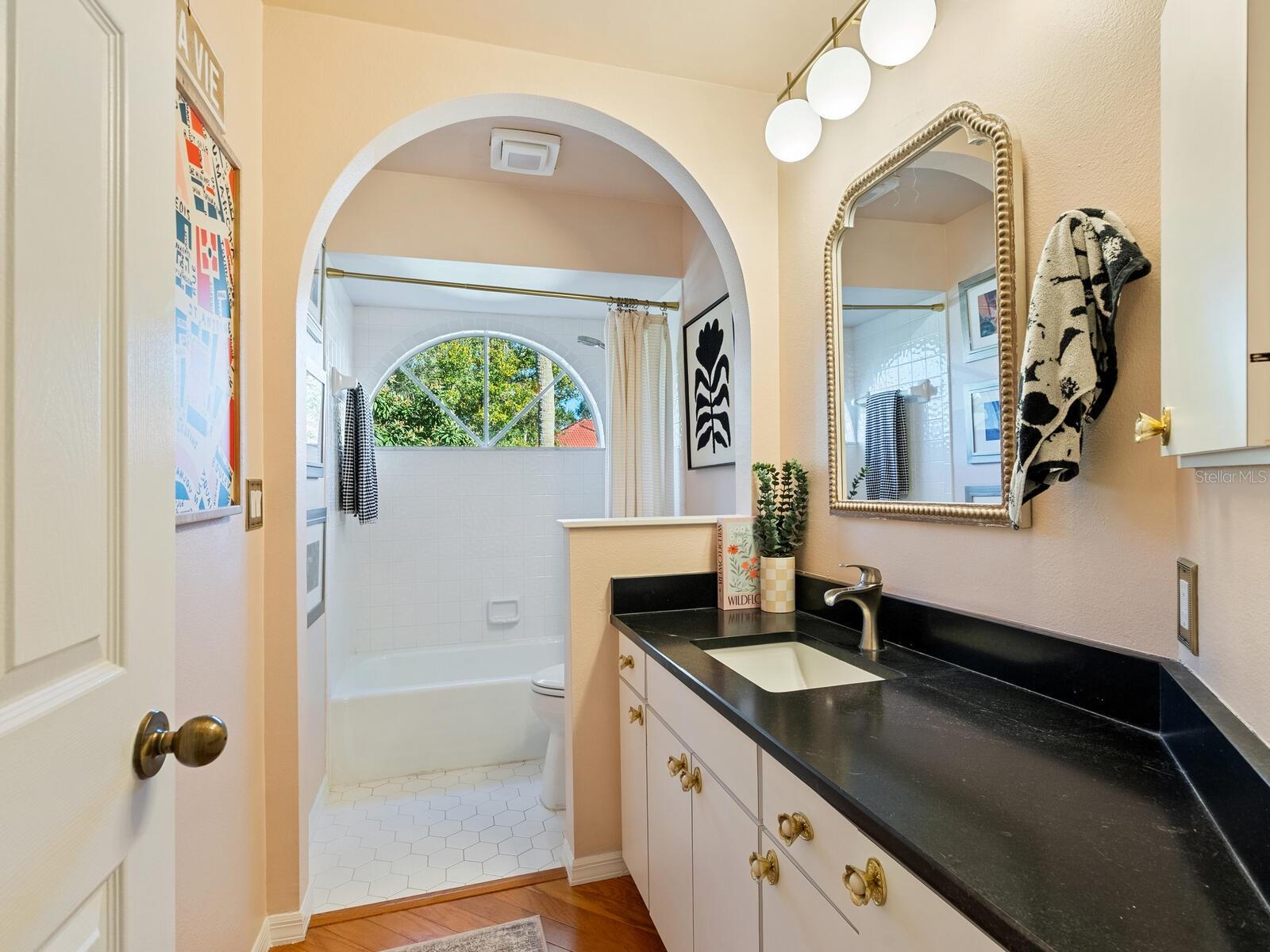 LAKES ESTATES - TIMBERLAKES - Residential