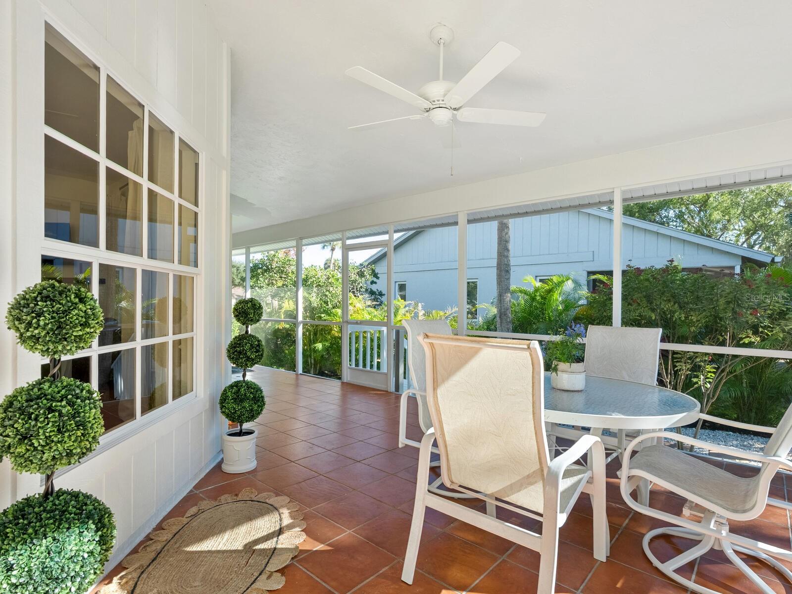 LAKES ESTATES - TIMBERLAKES - Residential