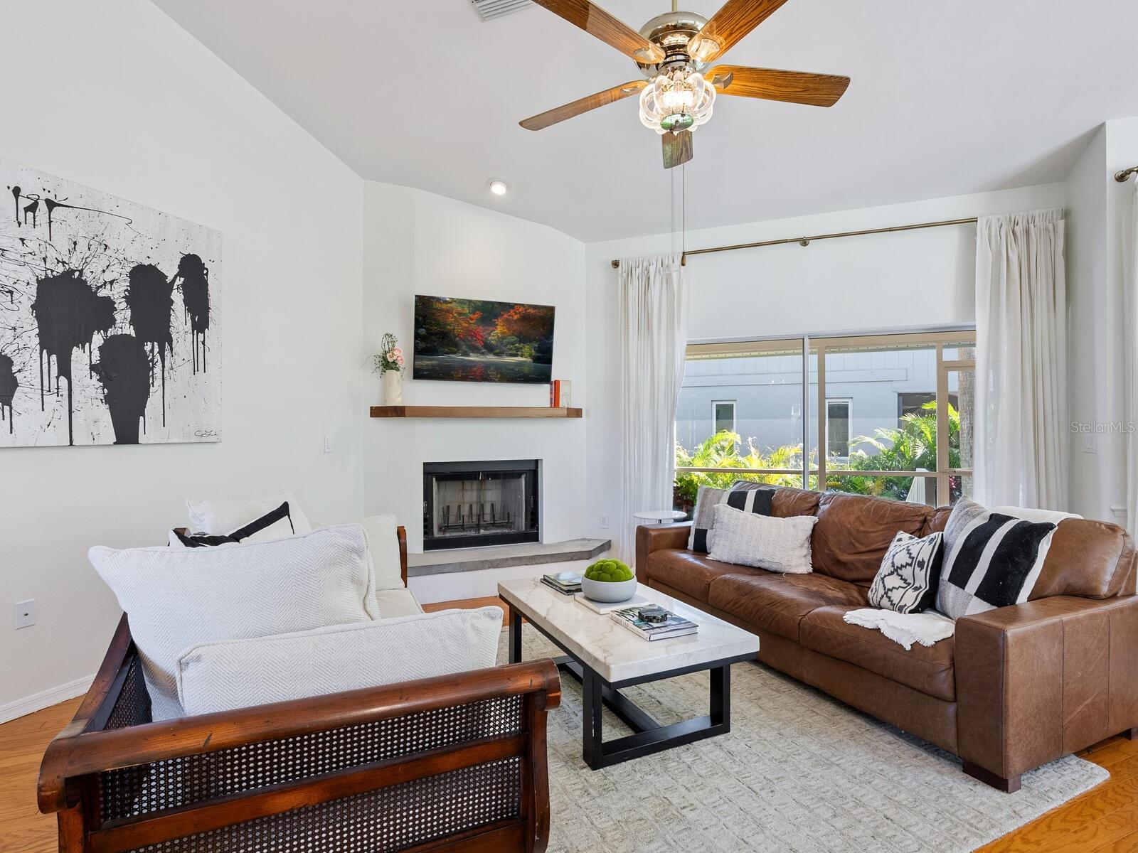 LAKES ESTATES - TIMBERLAKES - Residential