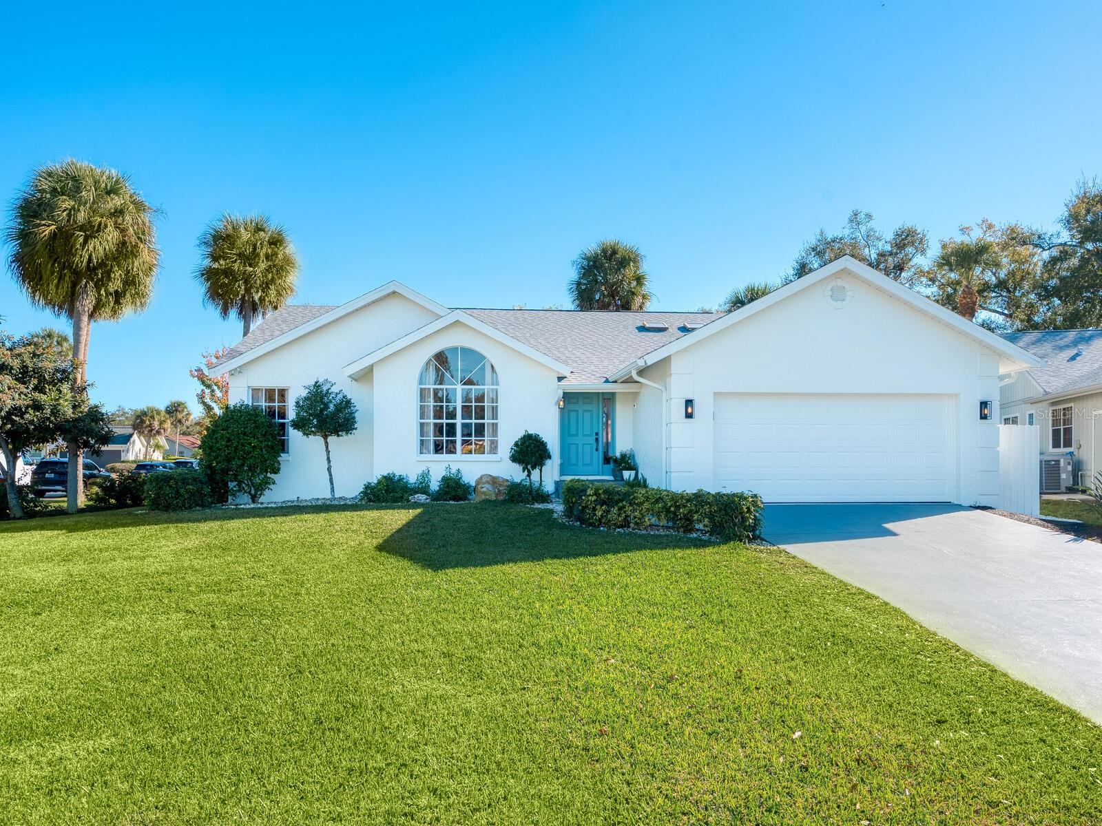 LAKES ESTATES - TIMBERLAKES - Residential