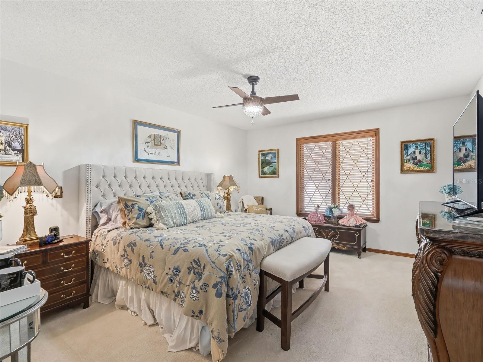 LAUREL RUN - Residential