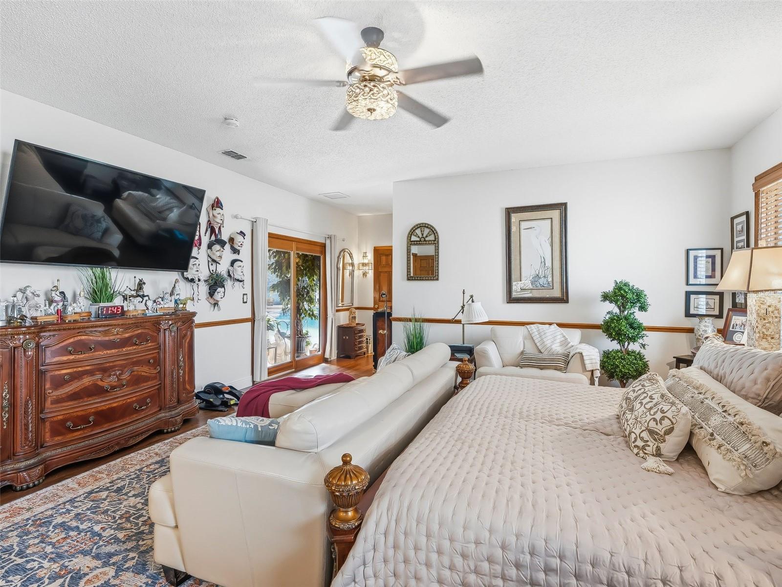 LAUREL RUN - Residential