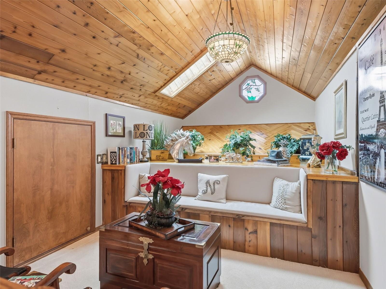 LAUREL RUN - Residential