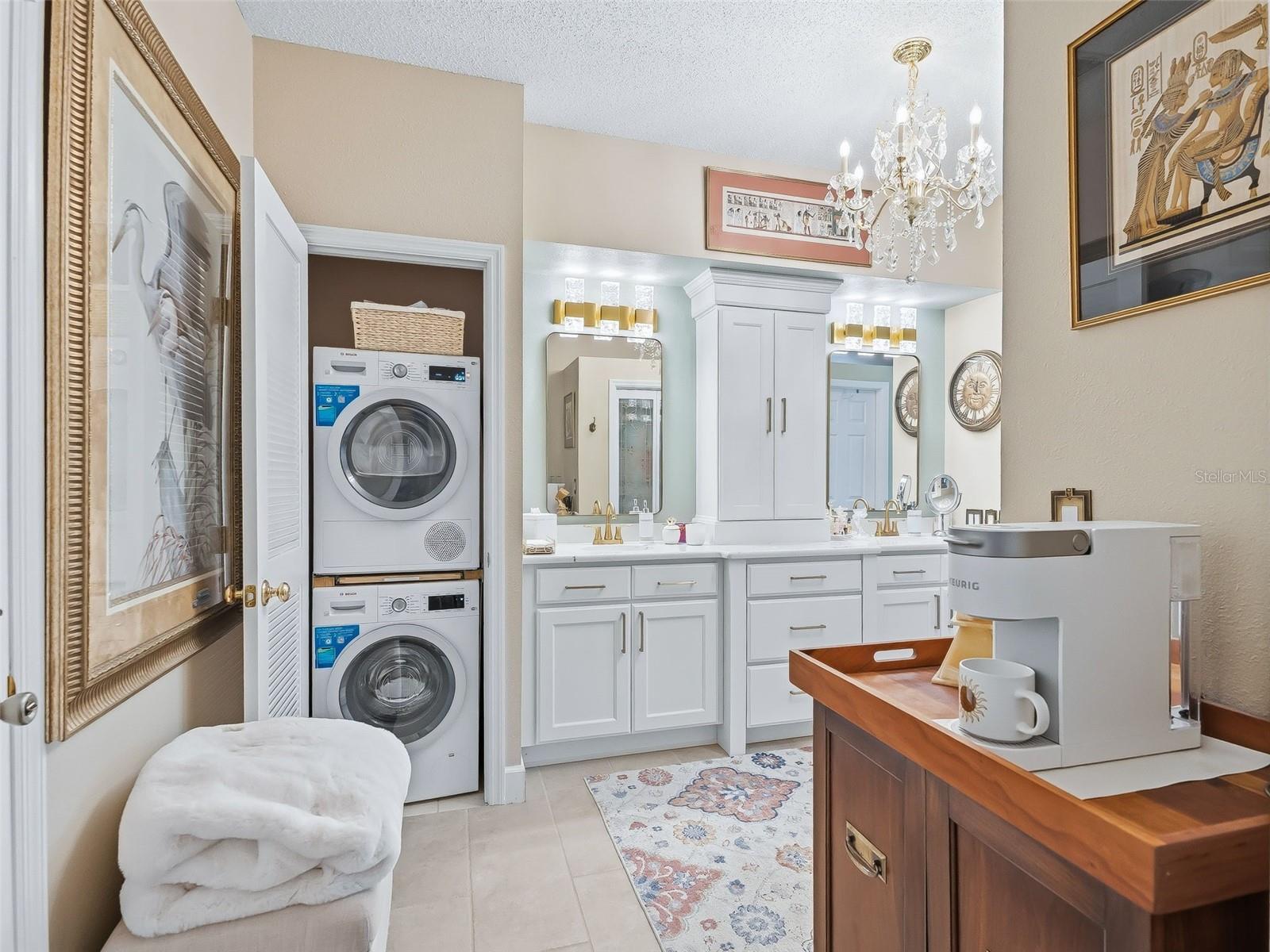 LAUREL RUN - Residential