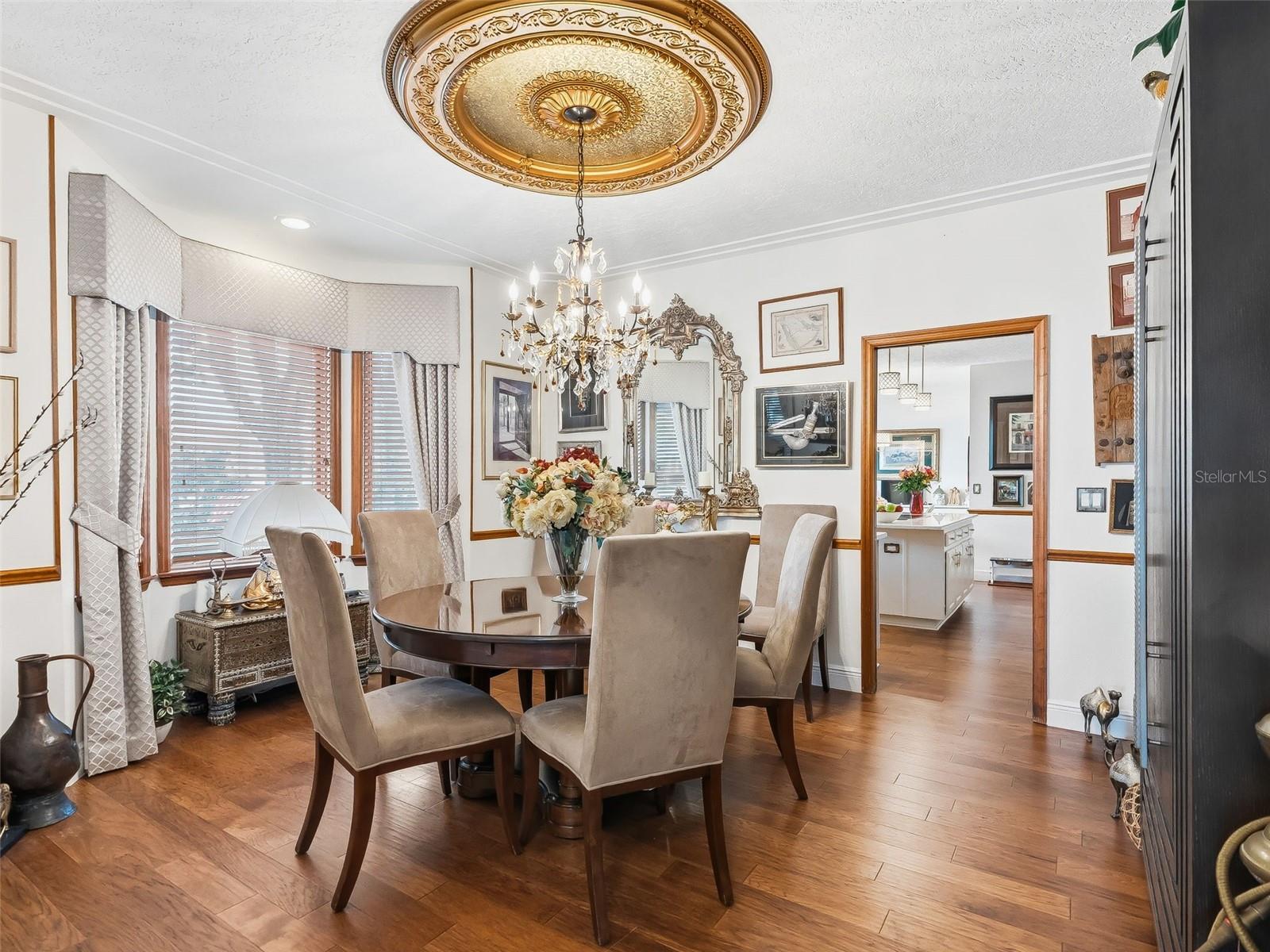 LAUREL RUN - Residential