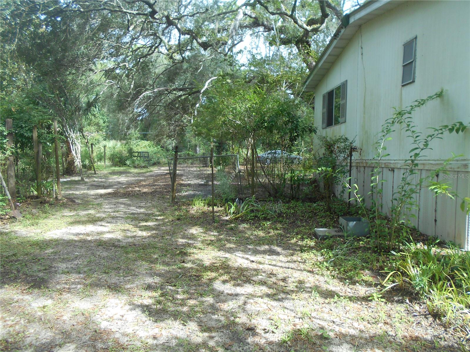 FRST HILLS CAMPSITES - Residential