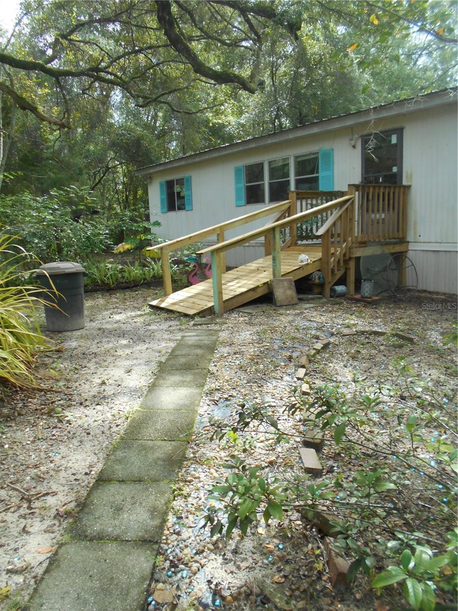FRST HILLS CAMPSITES - Residential