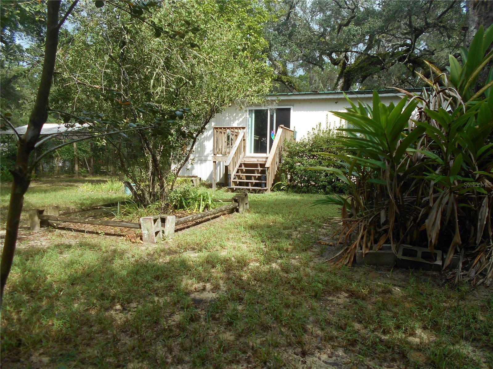 FRST HILLS CAMPSITES - Residential
