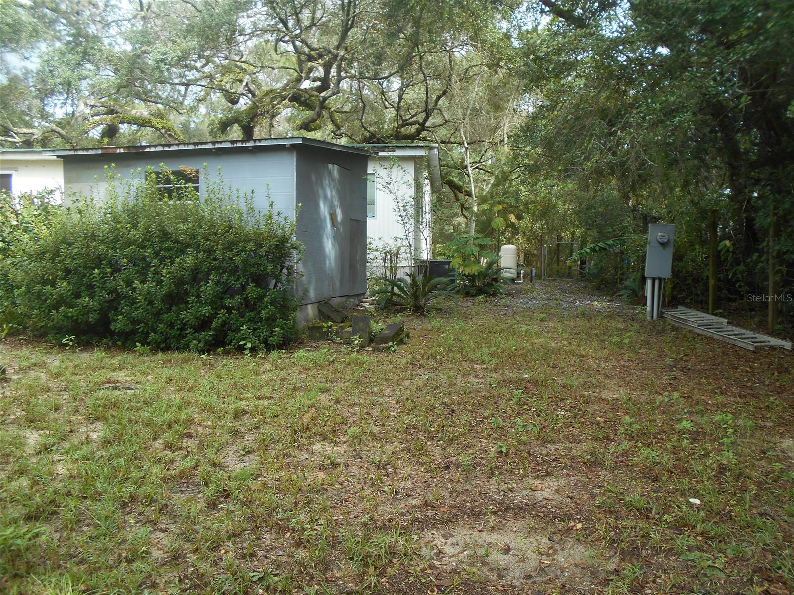 FRST HILLS CAMPSITES - Residential