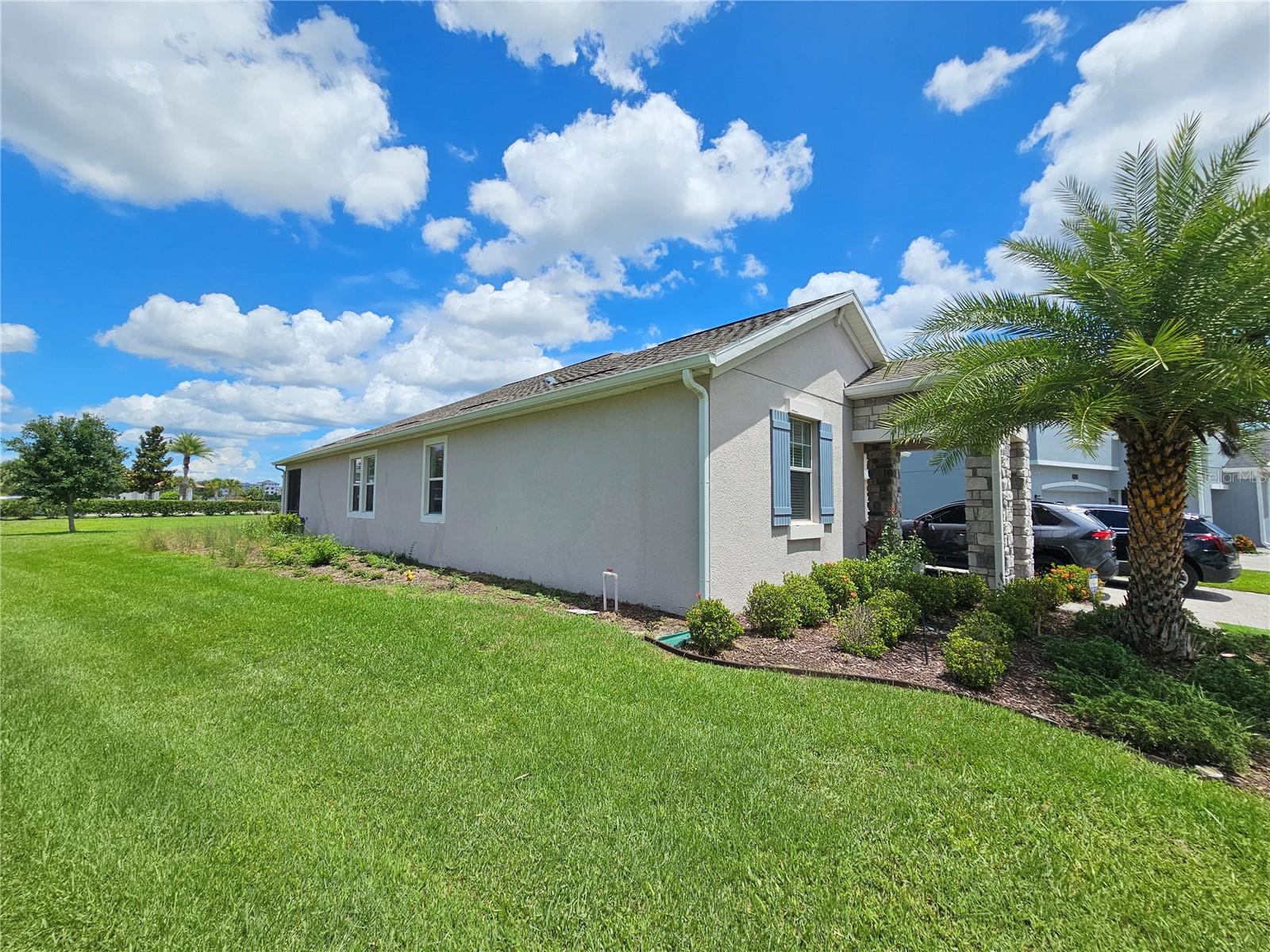 STOREY LAKE - Residential Lease