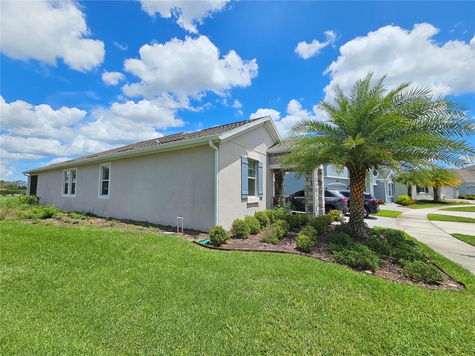 STOREY LAKE - Residential Lease