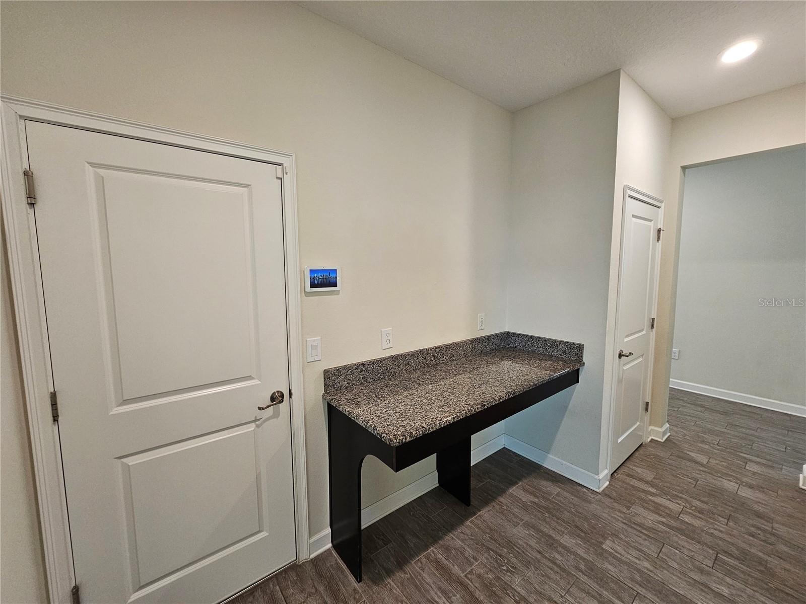 STOREY LAKE - Residential Lease
