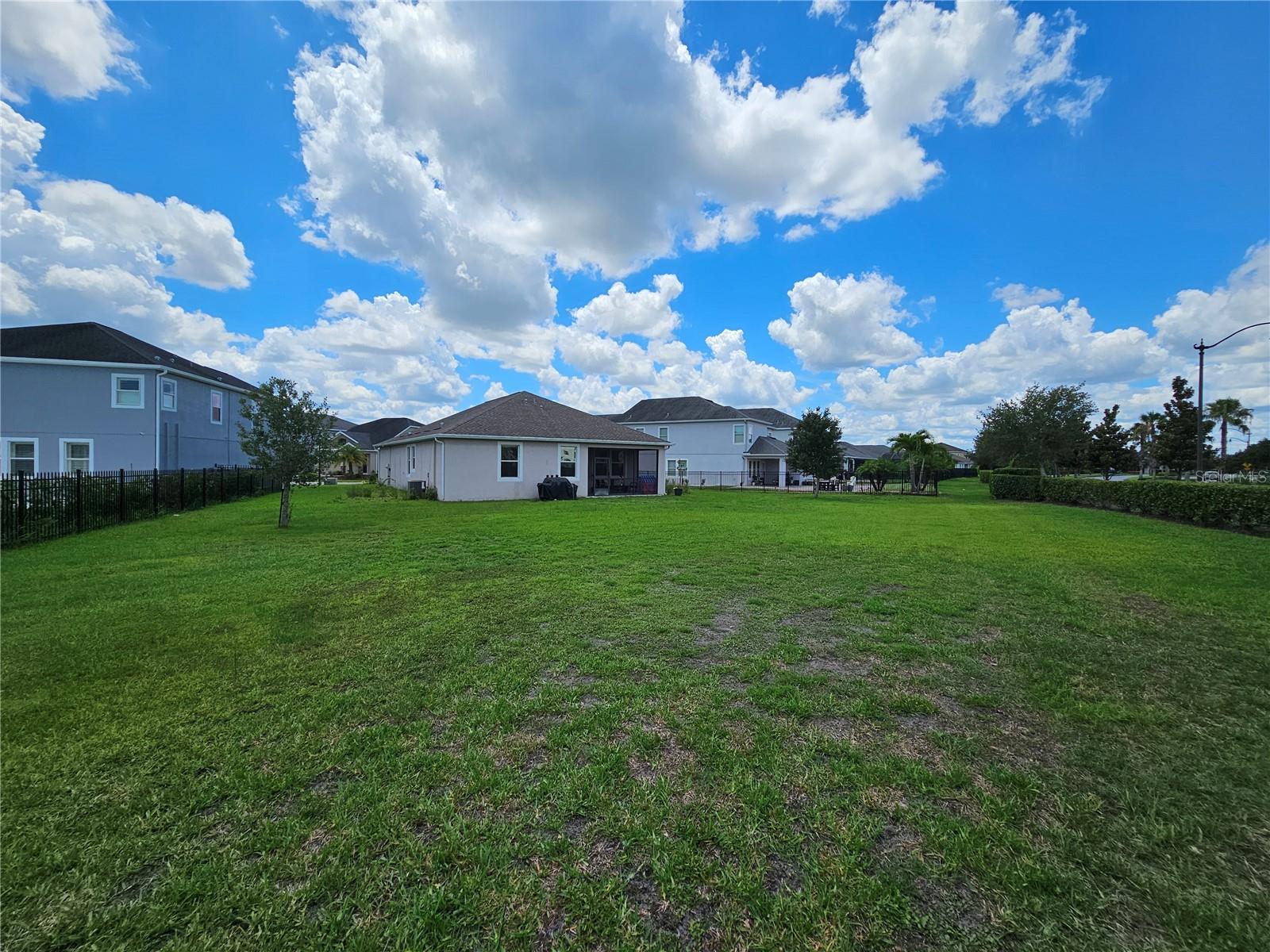 STOREY LAKE - Residential Lease