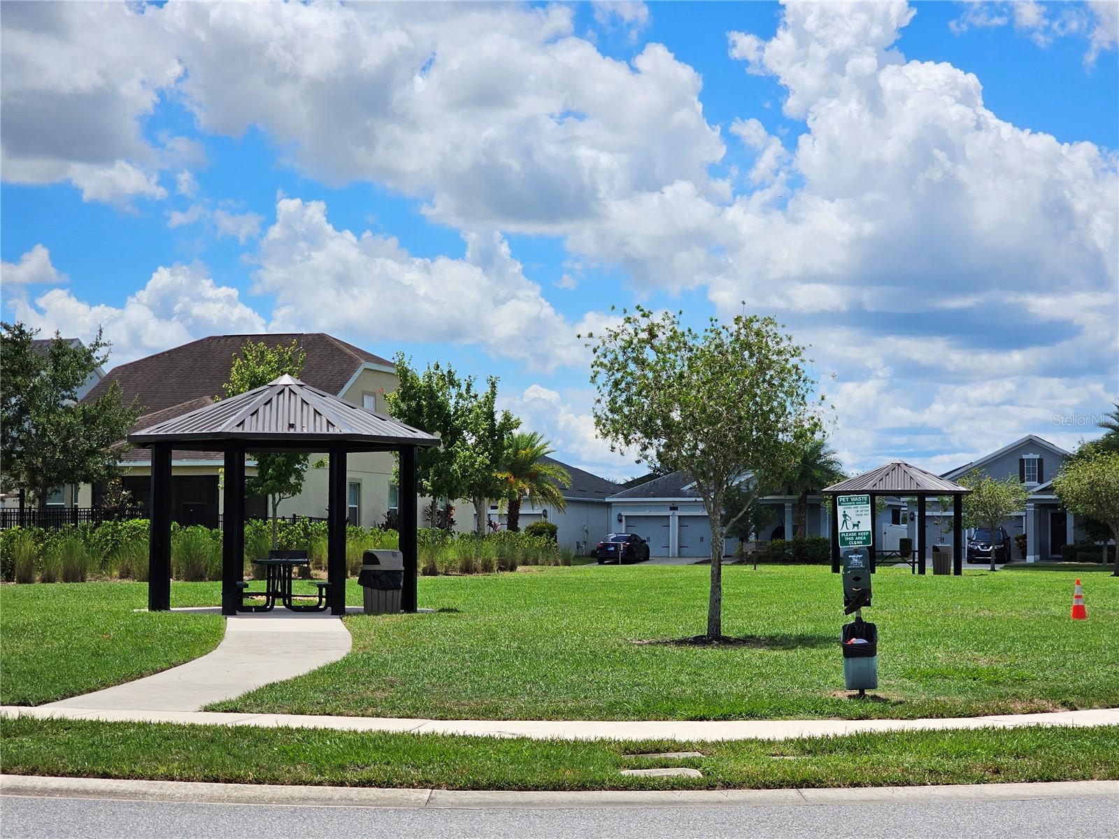 STOREY LAKE - Residential Lease