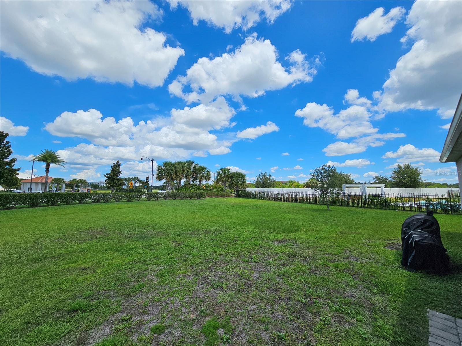 STOREY LAKE - Residential Lease