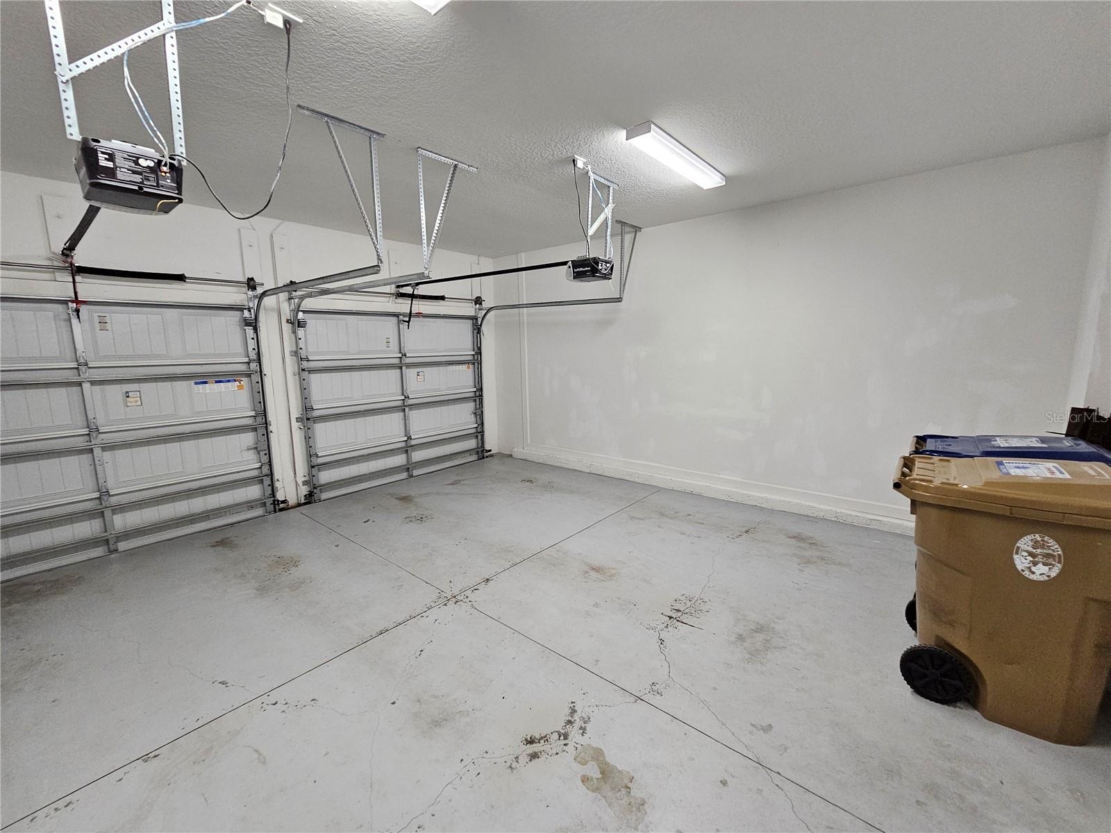 STOREY LAKE - Residential Lease