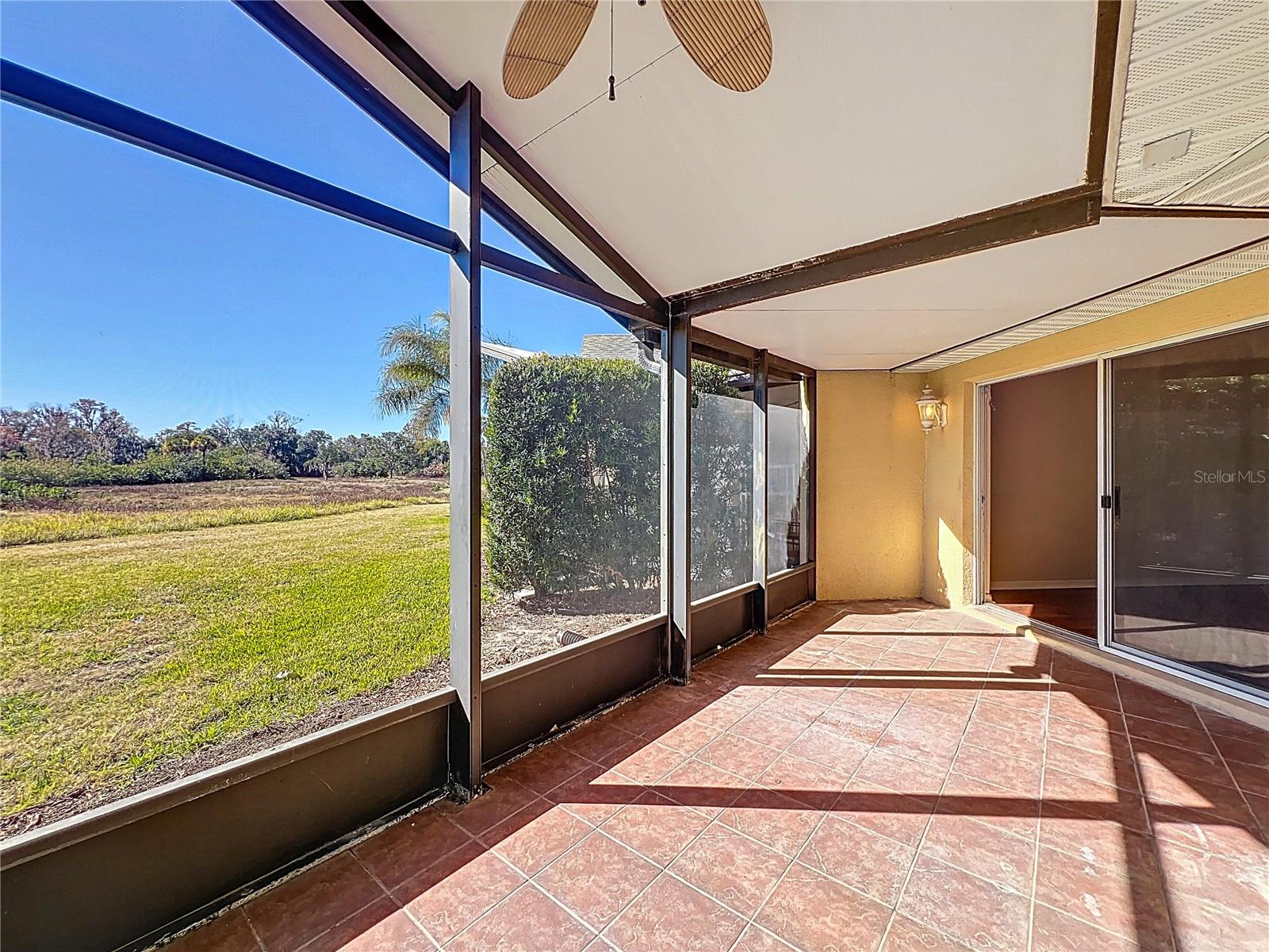 GOLFSIDE VILLAS - Residential