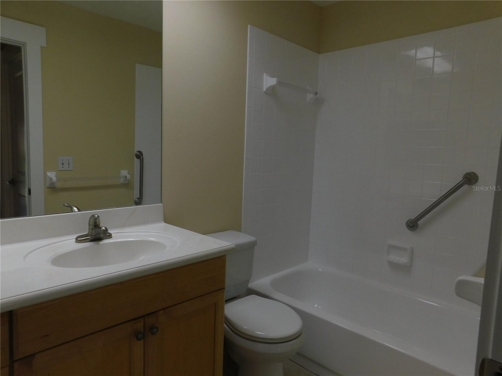 COUNTRY VILLAGE - Residential