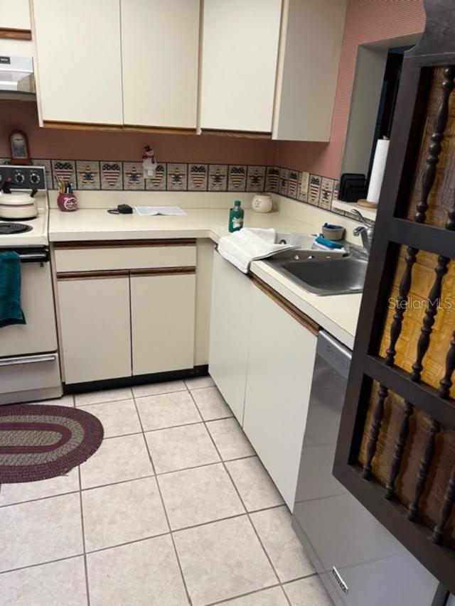 COUNTRY LAKES I CONDO - Residential