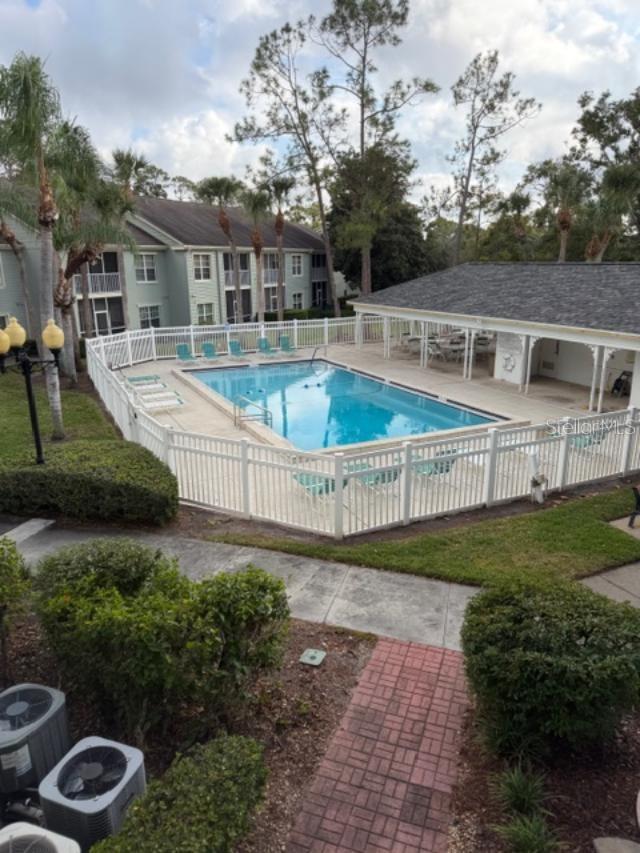 COUNTRY LAKES I CONDO - Residential