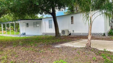 A home in BROOKSVILLE