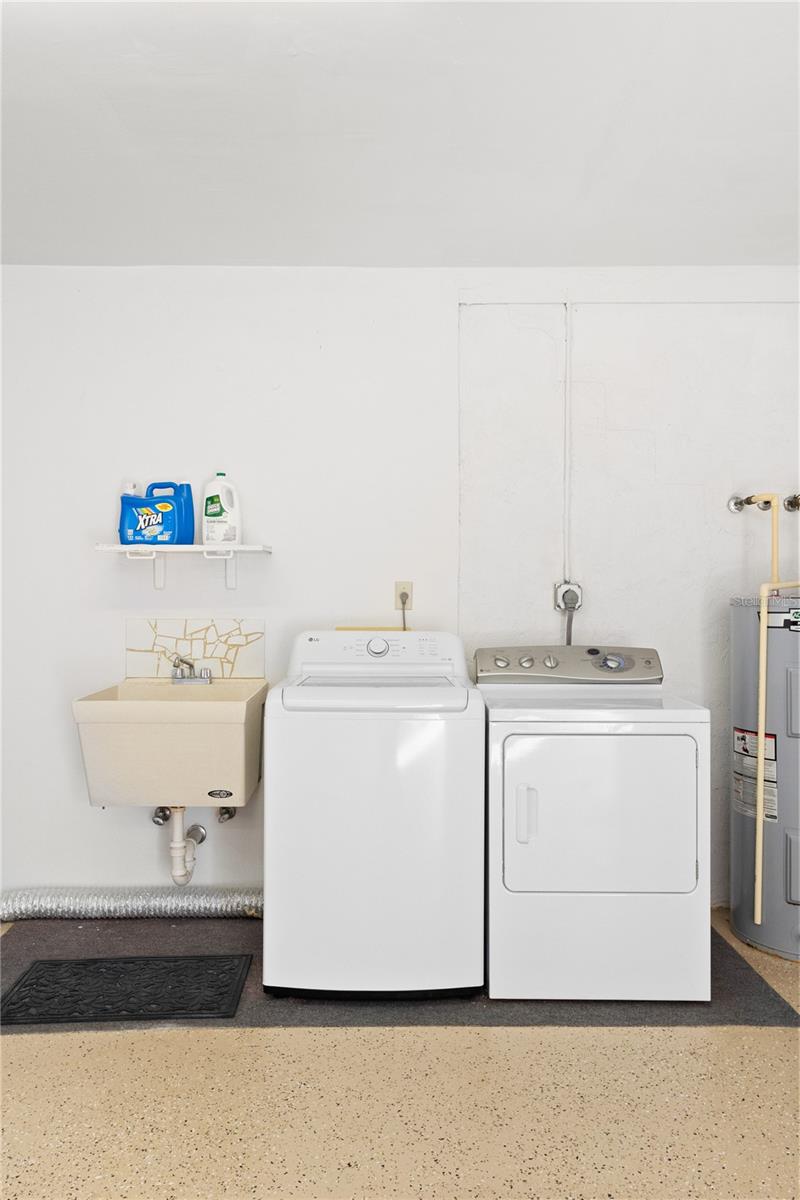 THE VILLAS AT EL CONQUISTADOR - Residential