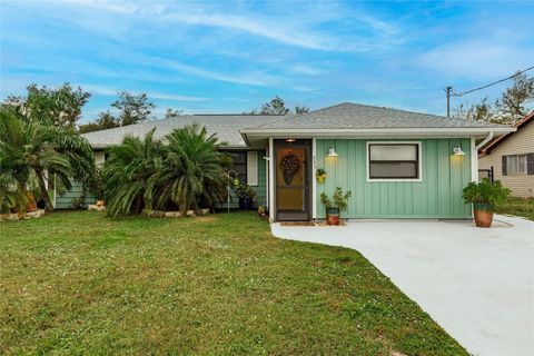 A home in PORT CHARLOTTE