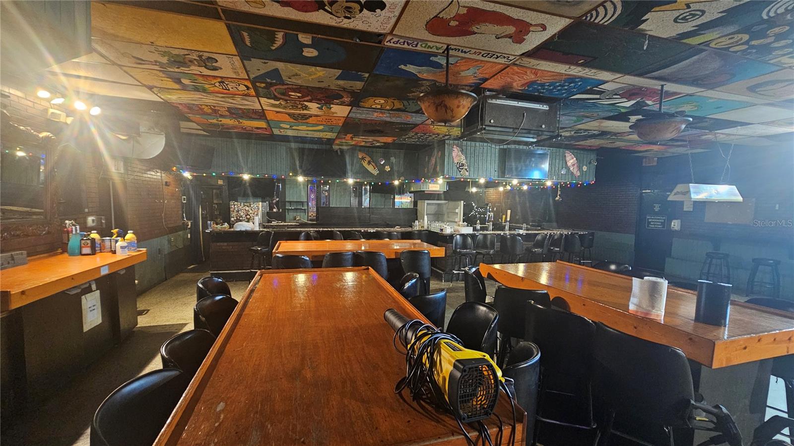 SOUTHEAST TERRACE - Commercial Lease