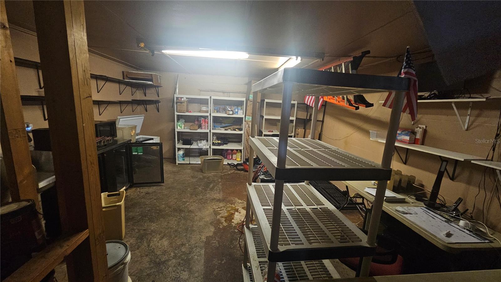 SOUTHEAST TERRACE - Commercial Lease