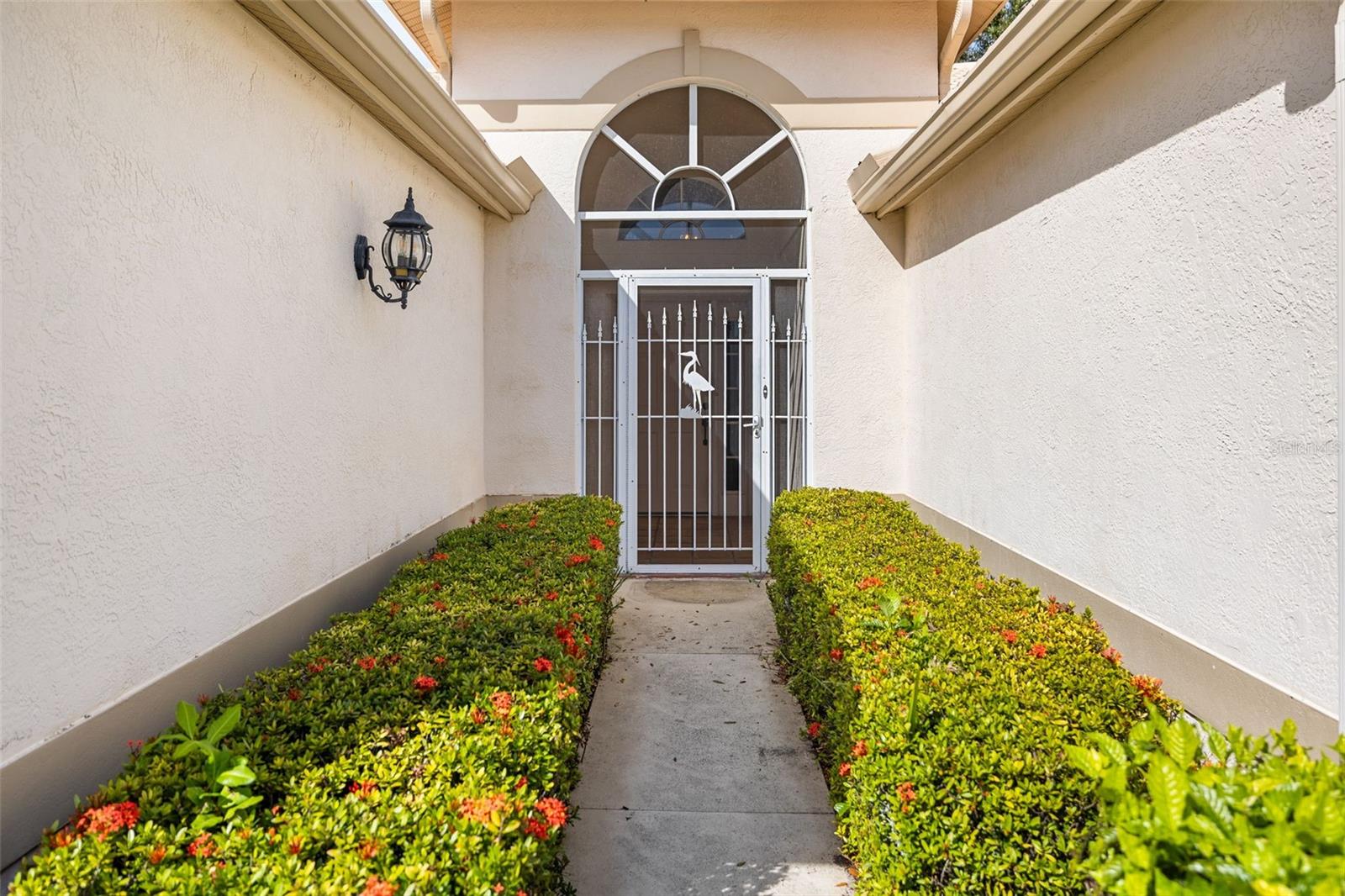 9523 KNIGHTSBRIDGE CIRCLE