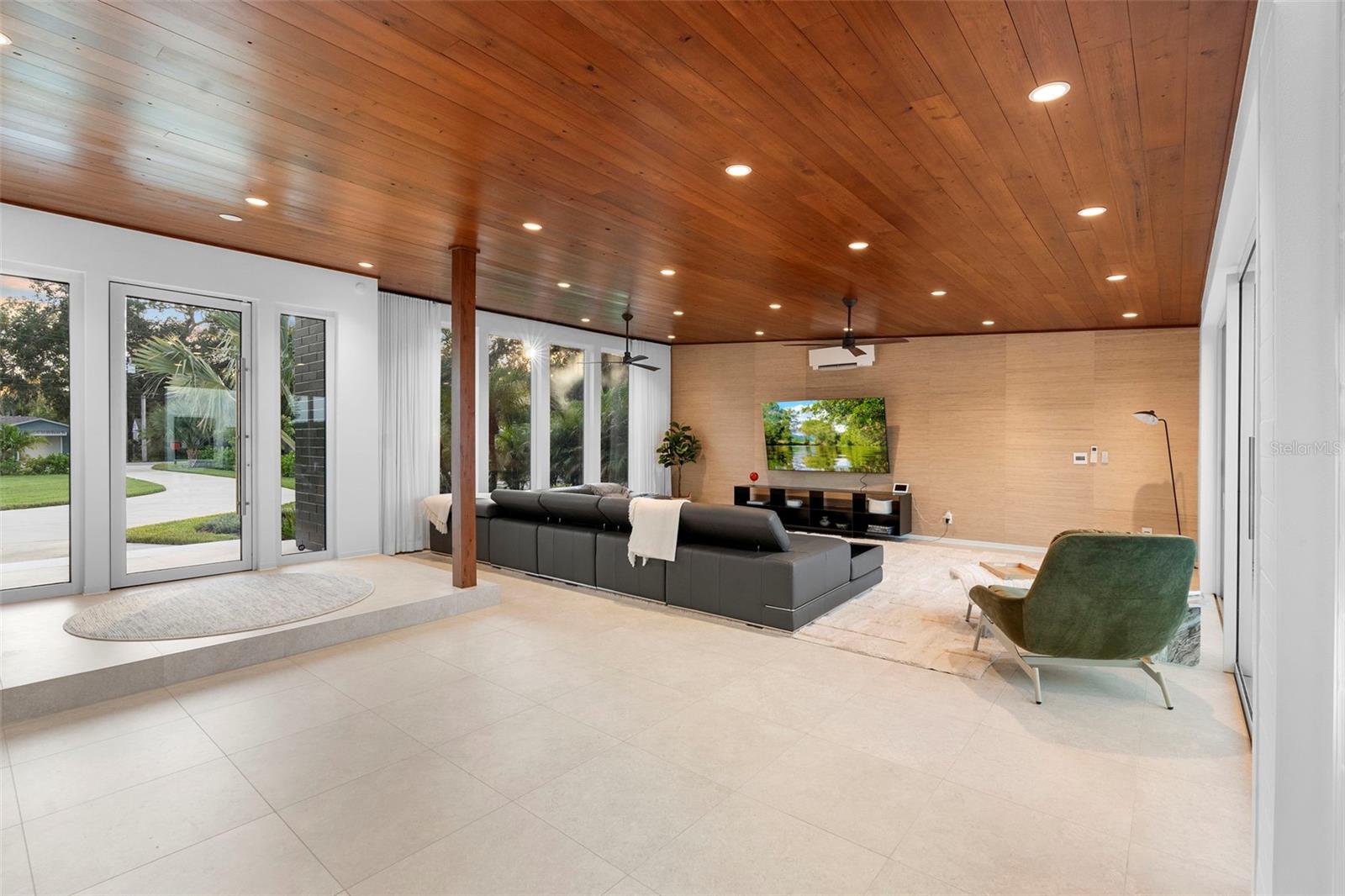 RIVERSIDE PARK NEW SMYRNA - Residential