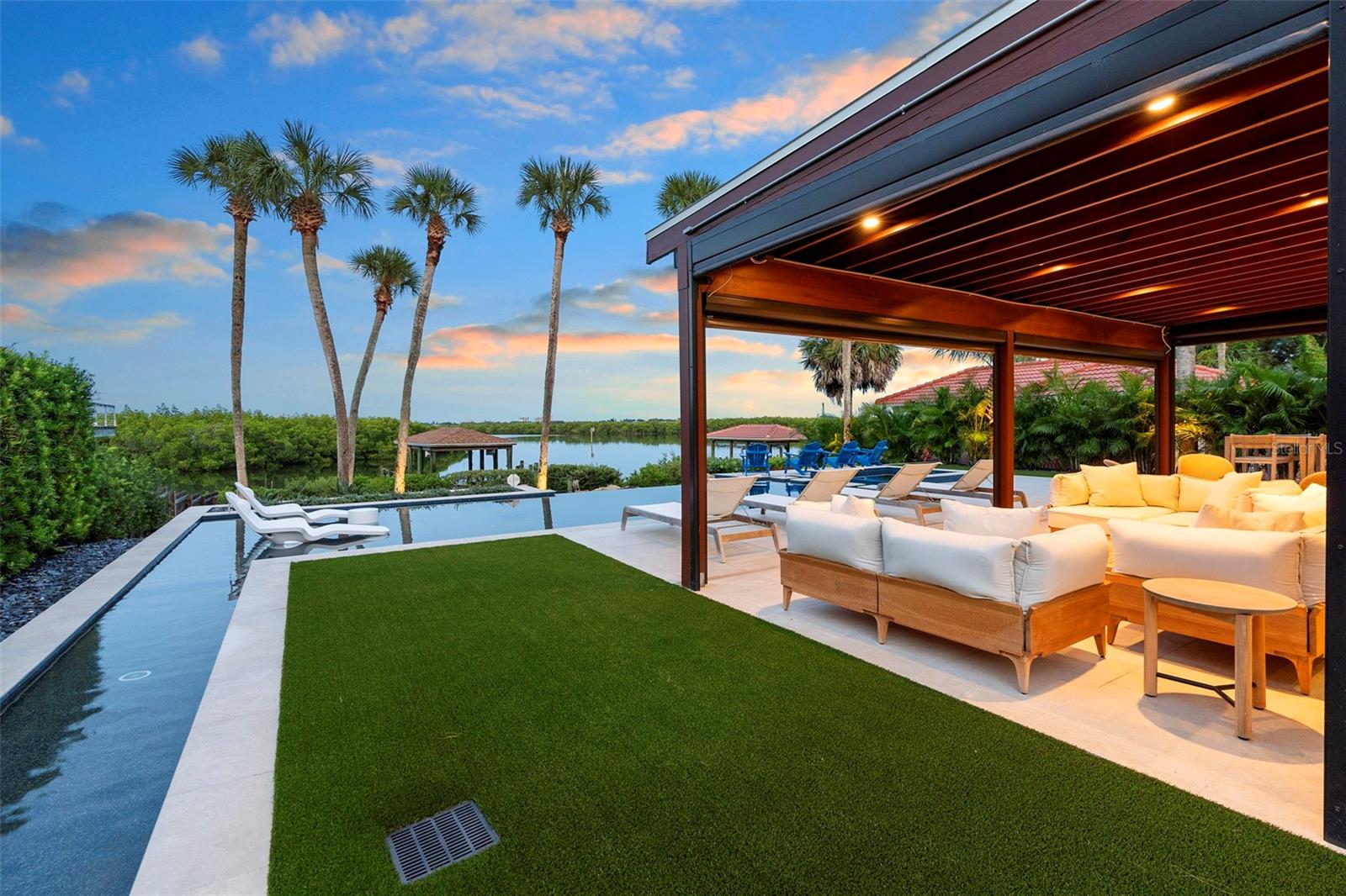 RIVERSIDE PARK NEW SMYRNA - Residential