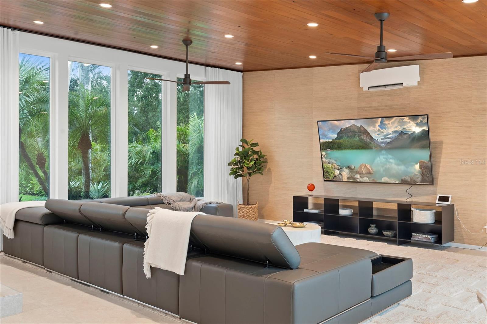 RIVERSIDE PARK NEW SMYRNA - Residential