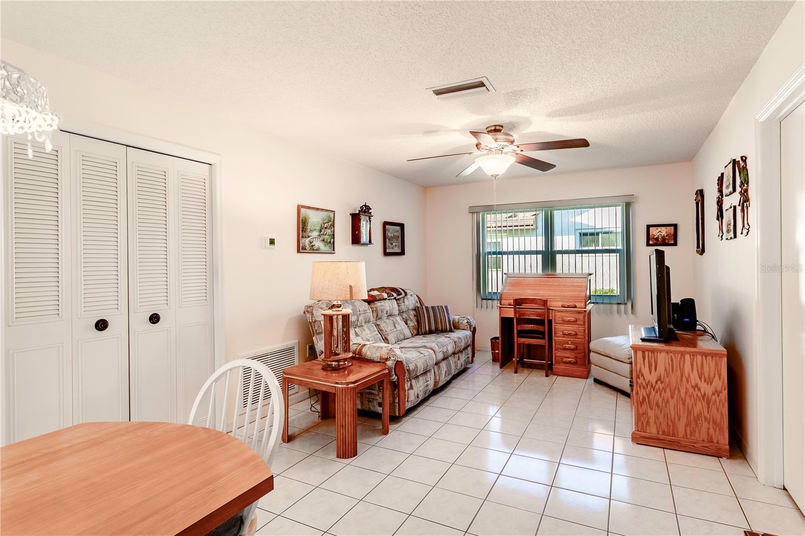 BREEZEWOOD PARK UNIT 06 - Residential