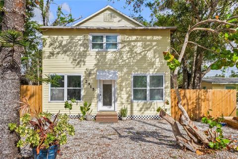 2915 LYNNHURST STREET SARASOTA FL 34239
